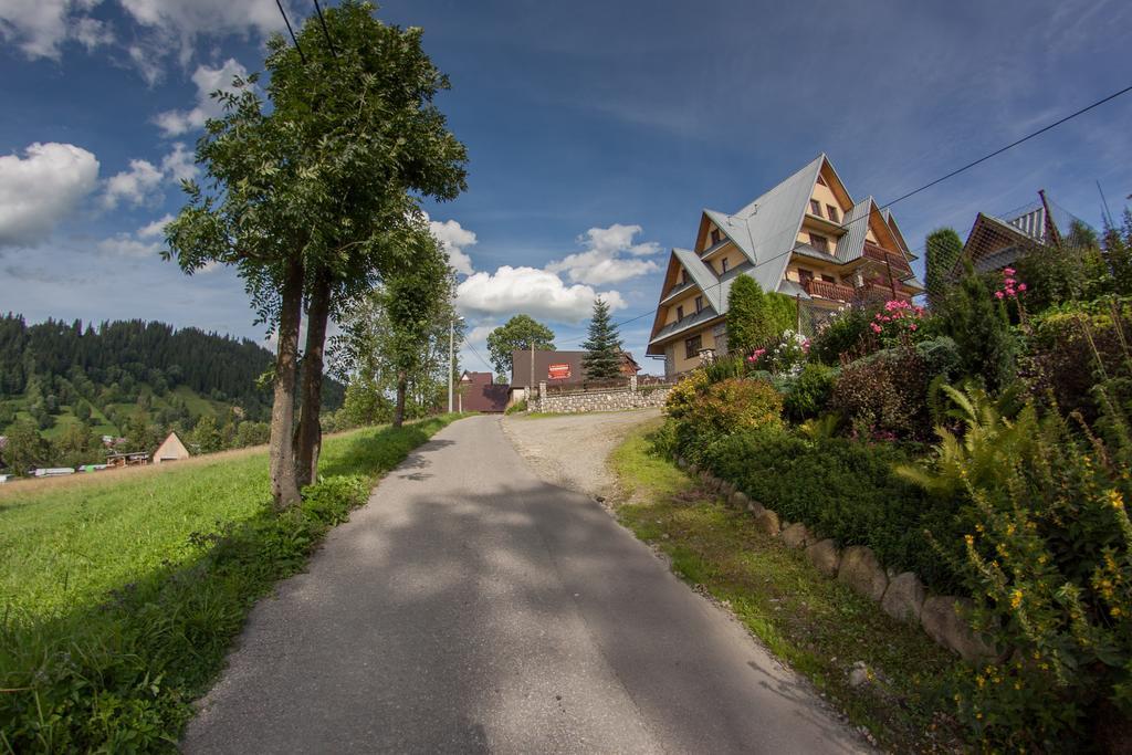 Dom Wczasowy Jesionkowka โปโรนิน ภายนอก รูปภาพ